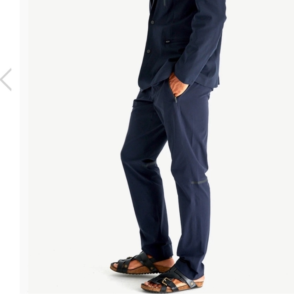 Paskho L Men's Artisan Premium Engineered
Performance Travel Pants in Navy Blue